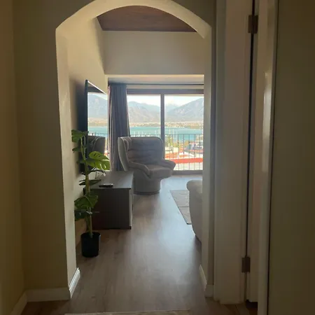 Deniz Manzarali Apartment *