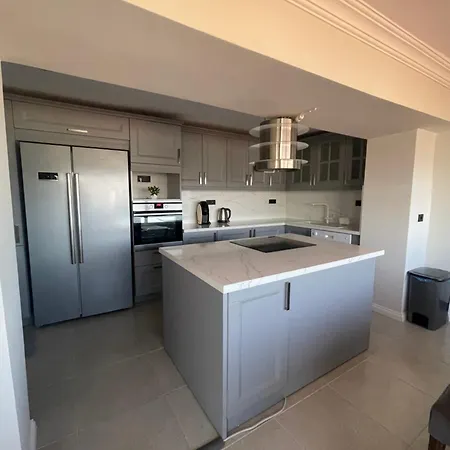 Deniz Manzaralı Daire